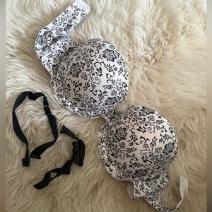 La Vie En Rose strapless bra - 36C